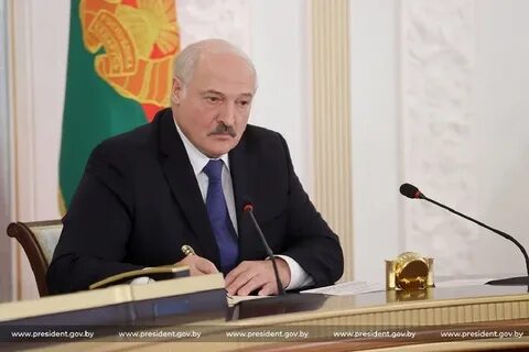 Лукашенко подписал указ о переводе госорганов
