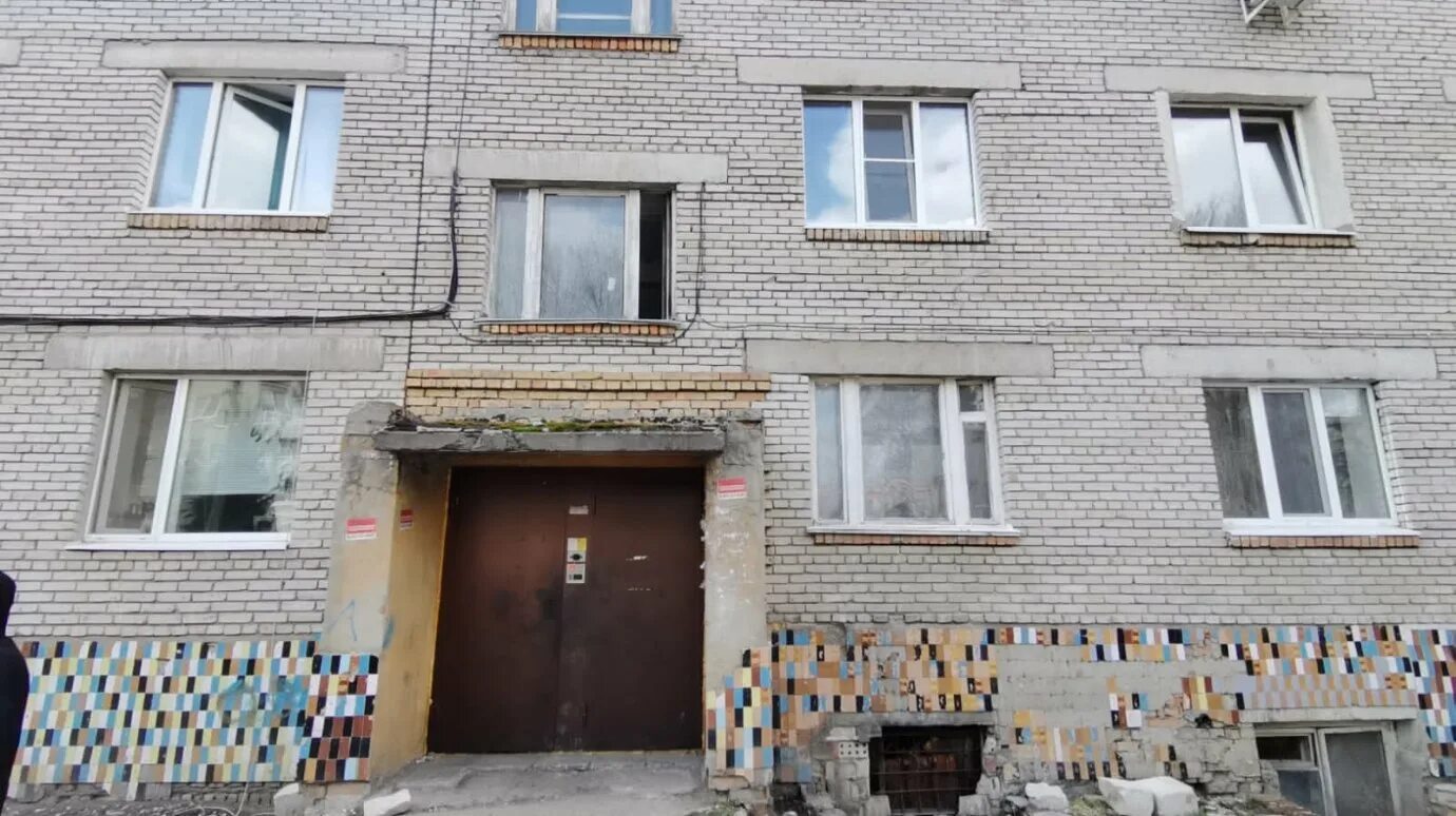 09. Девушка выпала из окна в пензе. Виды окон. Мужчина выпрыгнул из окна пенза. В пензе выпала девушка из окна 2022.