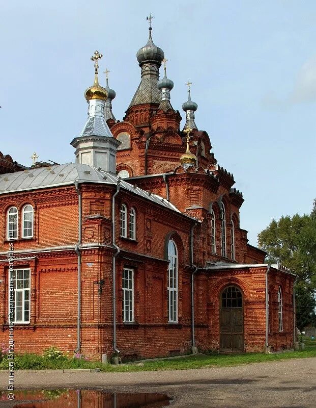 Осташков знаменский женский монастырь собор вознесения господня. Воскресенская церковь (осташков). Знаменская церковь осташков. Осташков храм вознесения господня. Осташков храм вознесения господня.