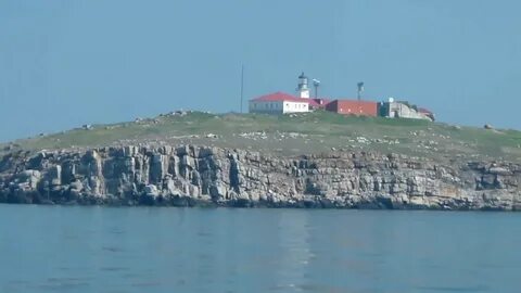 Остров белое черное море