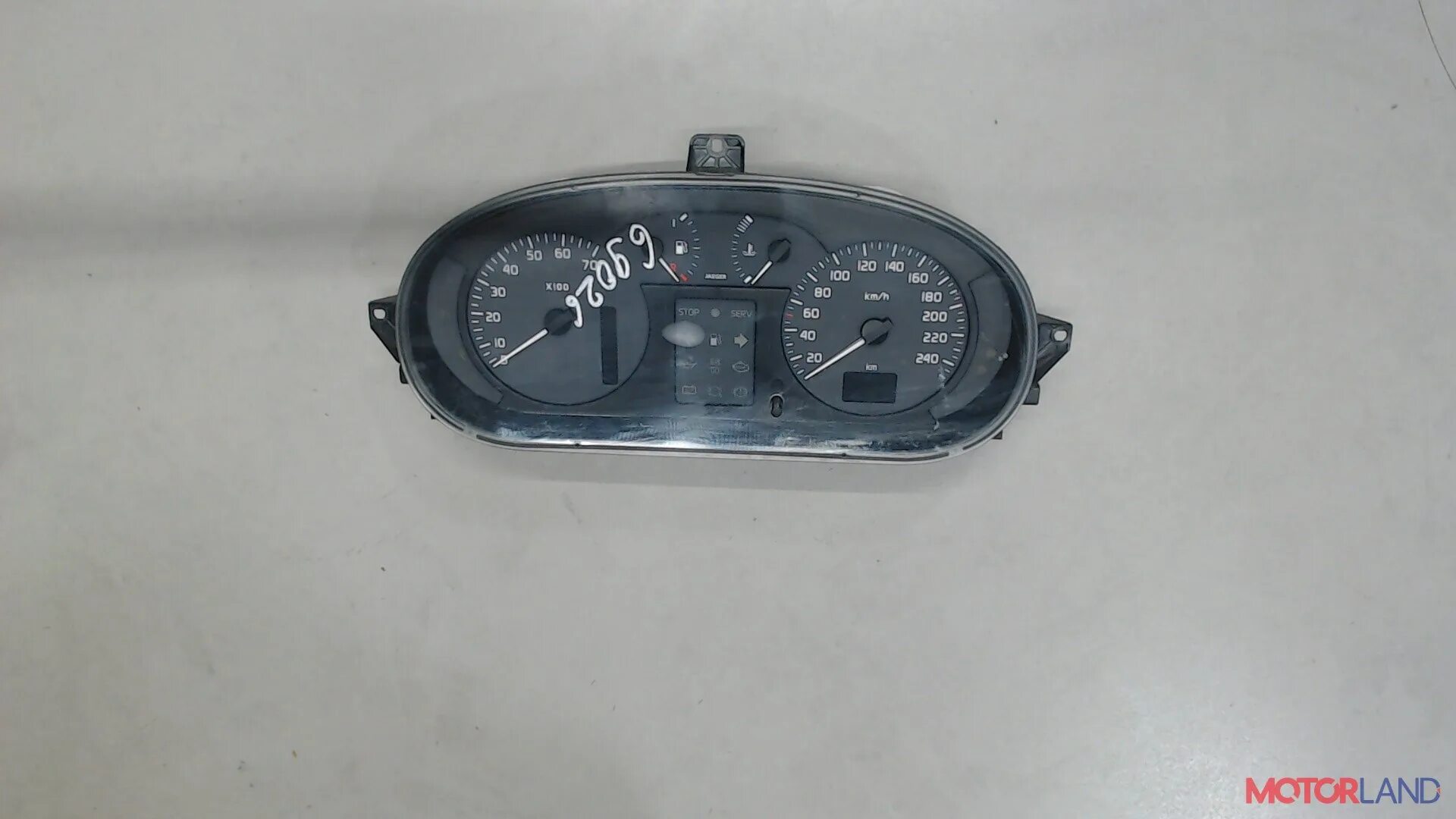 Панель рено сценик 1. Панель рено сценик 1