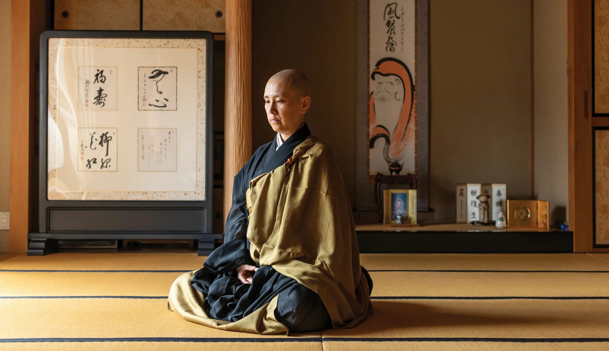 Новости дзен самое интересное в мире. Дзен медитация (дзадзэн). Дзадзен Саваки. Кодо Саваки. Дзадзен медитация практика.