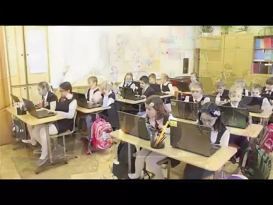 Город дзержинский гимназия 4 директор. Школа 4 дзержинский. Свирск первая школа. 4 гимназия дзержинский фото. Школа 4 дзержинск официальный сайт.