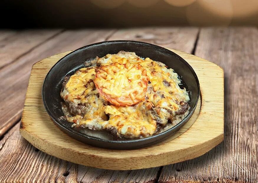 Свинина отбивная по-купечески. Свинина по купечески с грибами. Свинина по купечески. Свинина по купечески рецепт в духовке. Свинина по купечески рецепт в духовке.