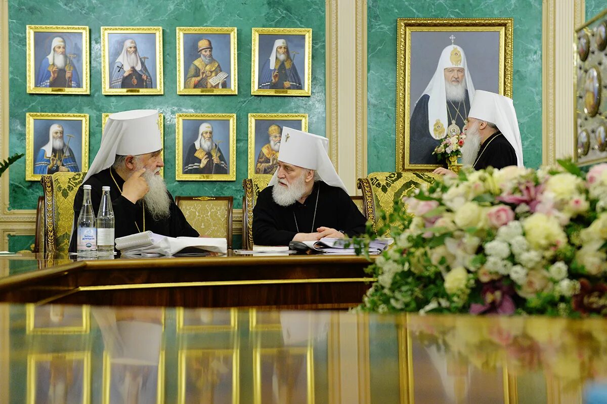 Синод сегодня решение. Священный синод рпц. синод рпц патриархия. патриархия священный синод. заседание синода рпц.