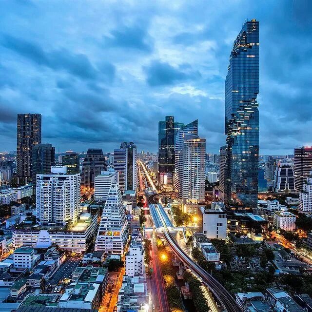 Видом 21. Бангкок Даунтаун. Bangkok Downtown. Бангкок каналы и небоскребы.