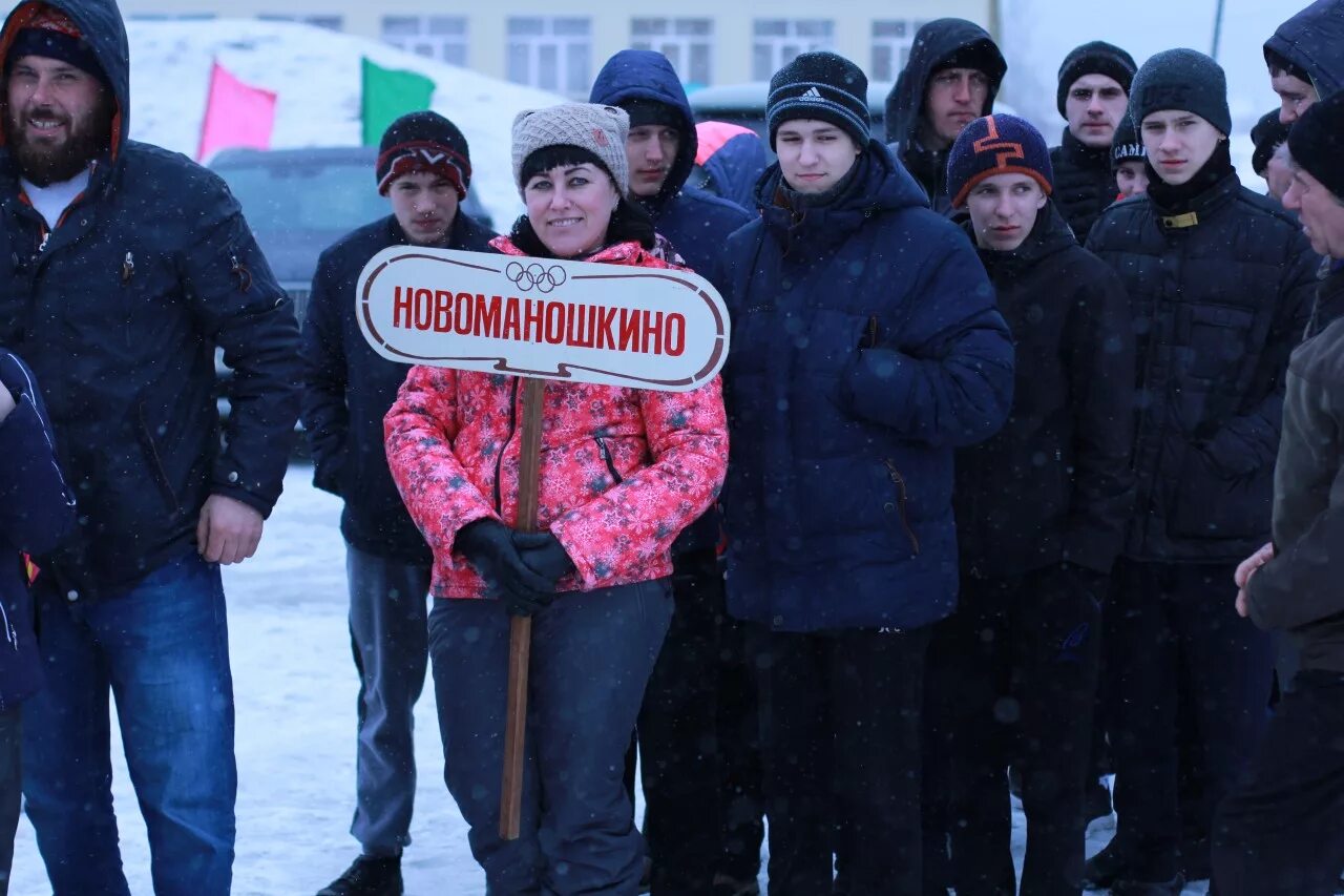 Деревня хмелевка алтайский край. Погода в новоманошкино. Погода в новоманошкино. Село новоманошкино заринский. Новоманошкино алтайский край.