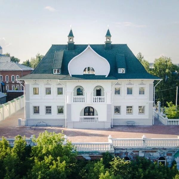 Бутик-отель Manor House. Манор Хаус Чебоксары гостиница. Манор Чебоксары ресторан. Манор хаус чебоксары