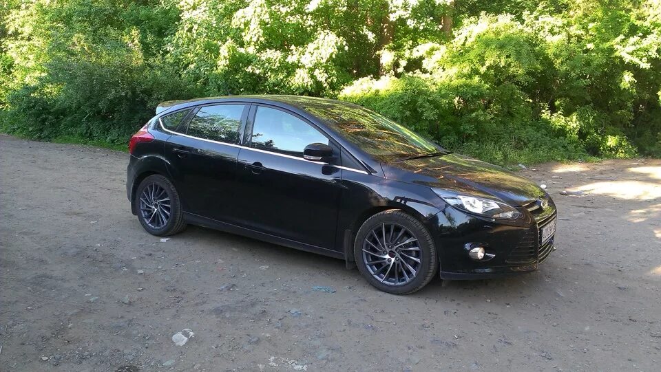 Форд фокус 3 хэтчбек черный r18. Форд фокус 3 17 радиус. Диски титаниум форд фокус 3 r16. Форд фокус 3 хэтчбек r18. Форд фокус 3 хэтчбек титаниум.