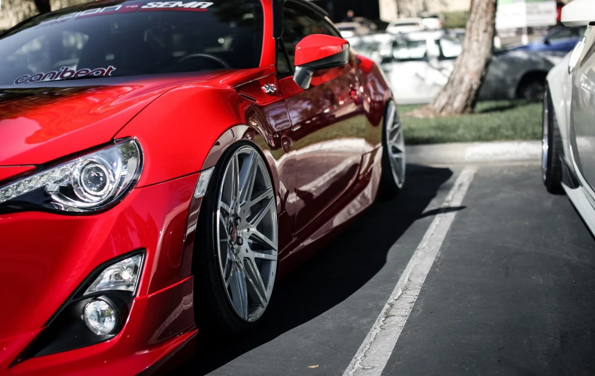 машины (красная). Rosso corsa цвет. красные машины выбирают. красные машины выбирают. красный цвет машины.