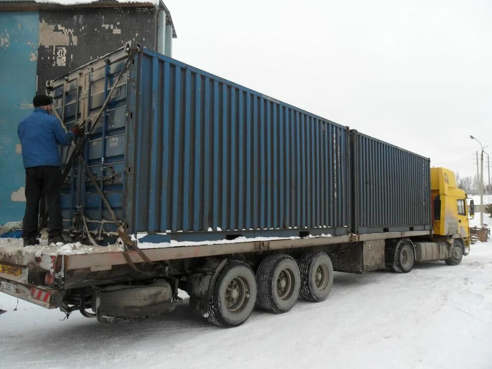 Перевозка 12 тонн. МАЗ контейнеровоз 20 футов. 20 Футовый контейнеровоз сцепка. Прицеп КАМАЗ контейнеровоз 40 футов. МАЗ-9330 полуприцеп контейнер 20 футов.