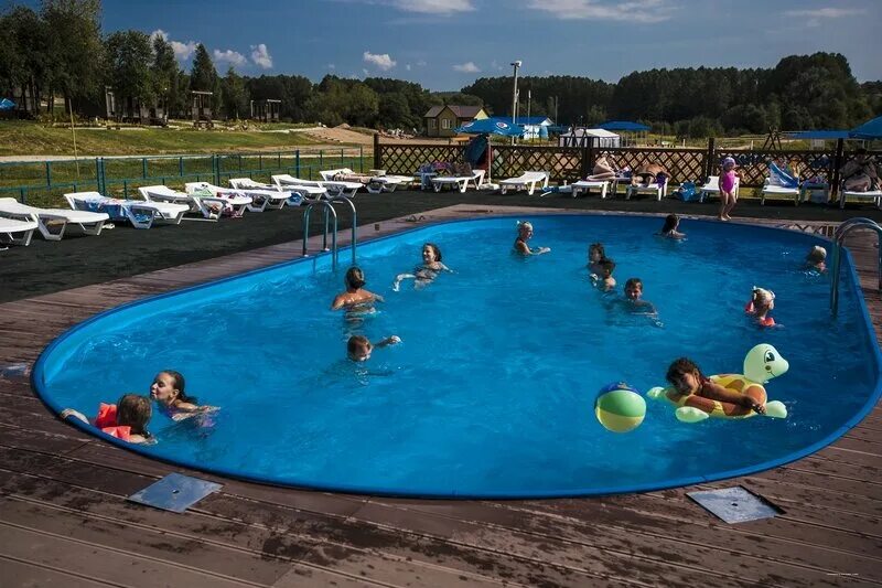 гостиничный комплекс ирий. сорочаны озеро пляж. отель ирий в сорочанах. ирий отель сорочаны. пляж сорочаны дмитров.