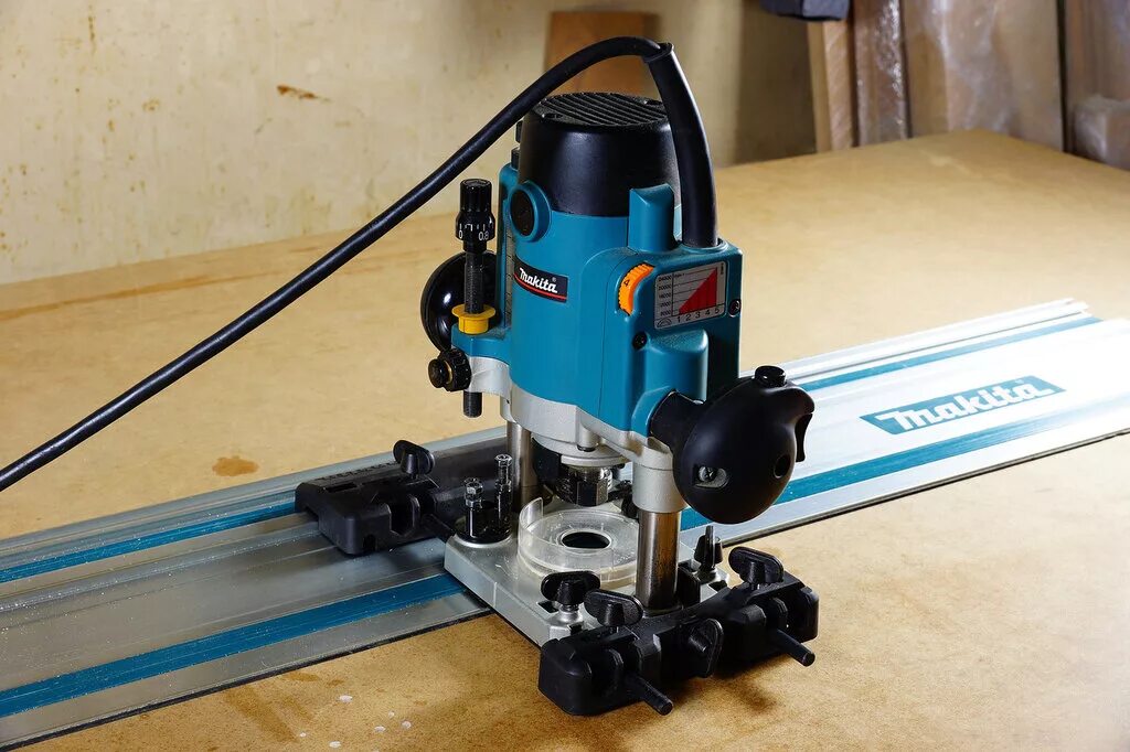 вертикальная фрезерная машина bosch gof 1600 ce professional 0. фрезер фестул 2200. фестул шина направляющая 1400. Virutex fr66p. адаптер makita 194579-2.