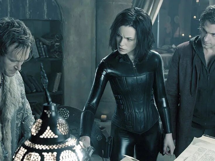 Селин корвин. Кейт бекинсейл другой мир. Селин underworld. Другой мир кейт бекинсейл селин. Кейт бекинсейл другой мир 2003.