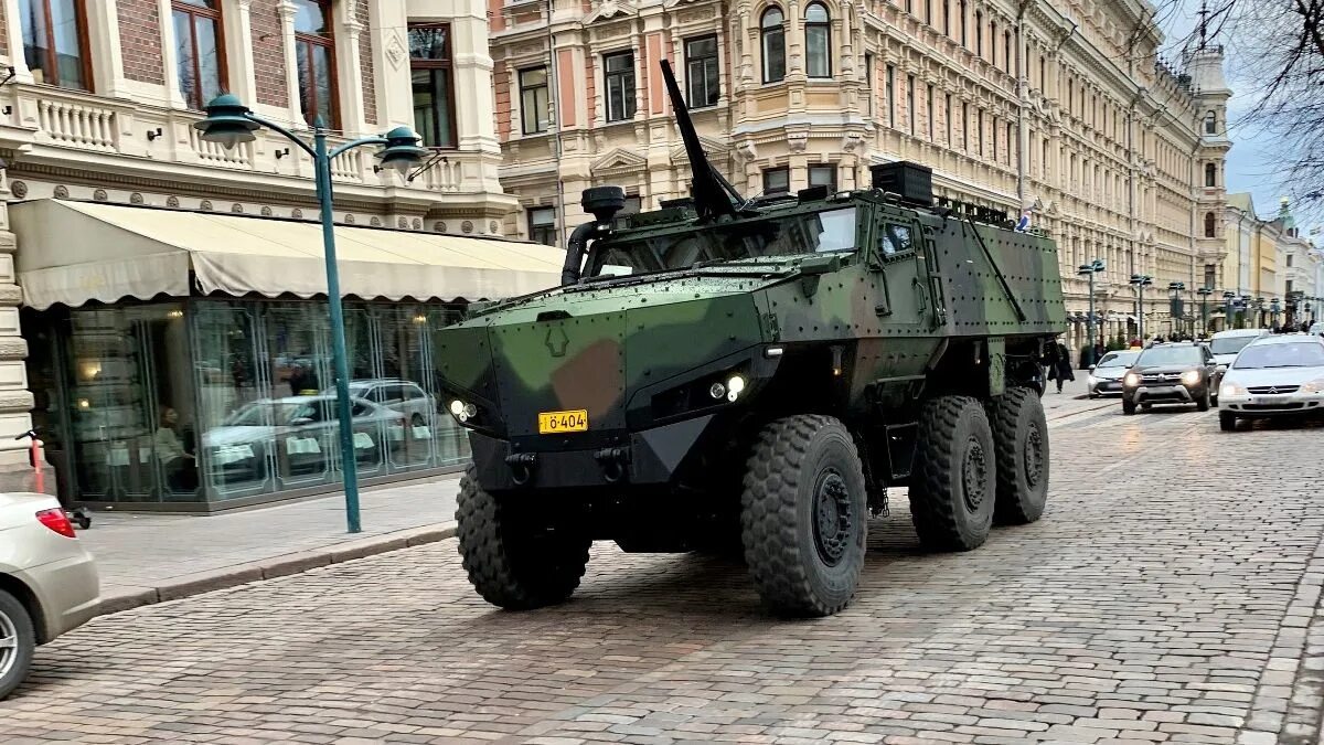 Бронемашина 6 6. Бмп mbombe. Бронемашина griffon vbmr. Titus 6x6. Бтр xa-180.
