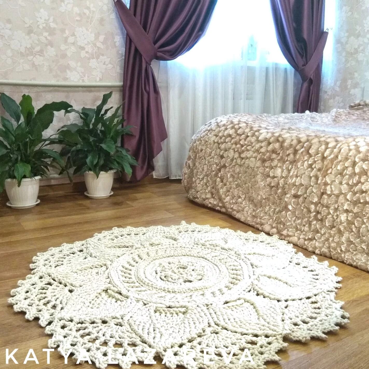 Ковер из полиэфирного шнура улита. Ковер астрал из полиэфирного шнура. Ковры связанные крючком. Ковры из вязаных шнуров. Ковры из полиэфирного шнура майское чудо.