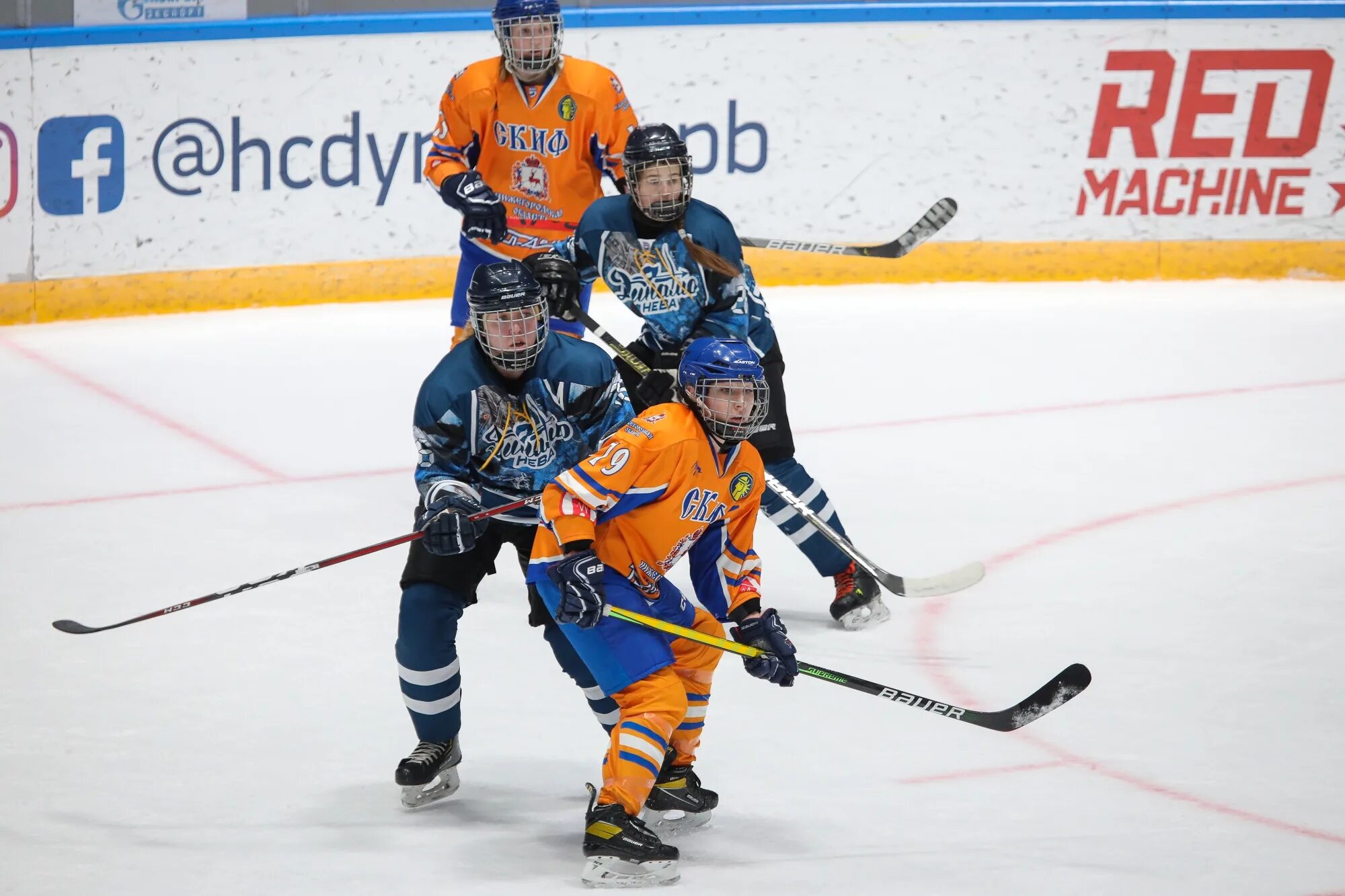 барнаул ветераны хоккея. скиф барнаул хоккей. ярославль фото. кубок лада хоккей юниоры. детский хоккейный клуб скиф пермь.