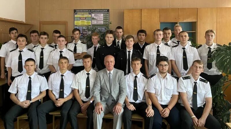 кмтк керчь колледж.