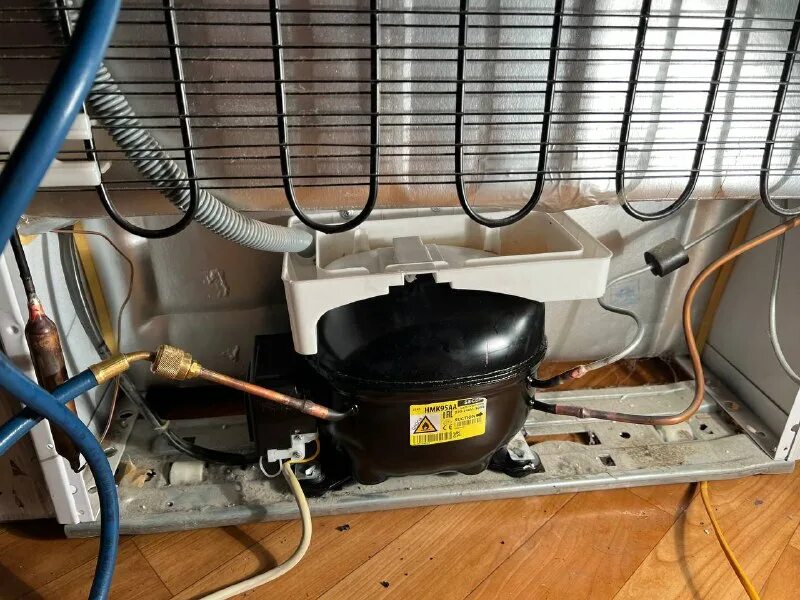 Сочи ягуар сёмыч мороженое морозилка. Холодильник beko dse 30020. Холодильник беко не холодит. Холодильник беко не холодит холодильная верхняя камера. Видео размораживаем холодильник beko.