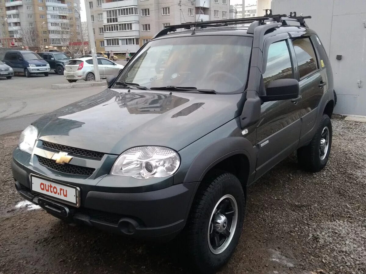 Купить ниву шевроле в воронежской области бу. Нива Шевроле et0. Chevrolet Niva GLX 1.7 MT 4×4 механика бензин. Шевроле Нива комплектация le 2019. Нива Шевроле 2013 года зеленая.