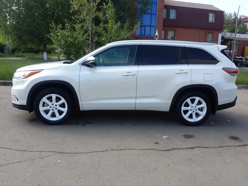 Хайлендер 3.3. Toyota Highlander xu50. Toyota Highlander 3. Toyota Highlander 3.5. Тойота хайлендер 3.5 2015.