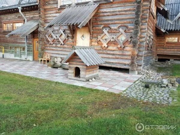 Романово подворье. Усадьба русское подворье прохоровка. Комплекс подворье покров. Романово подворье. Национальная деревня оренбург башкирское подворье.