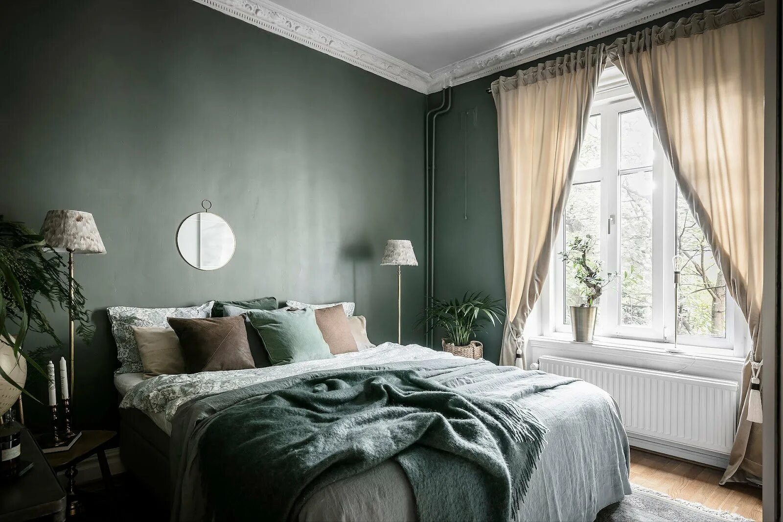 5x waarom je je plafond een kleurtje moet geven Green bedroom design, Bedroom in