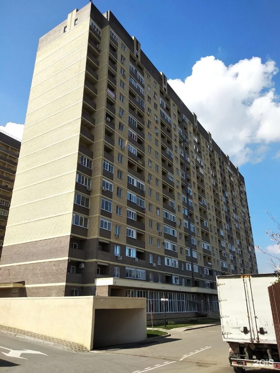 Ул солнечная 25 краснодар. Сск притяжение краснодар. Ул московская 118 киров. Московская 118. Московская 118 краснодар.