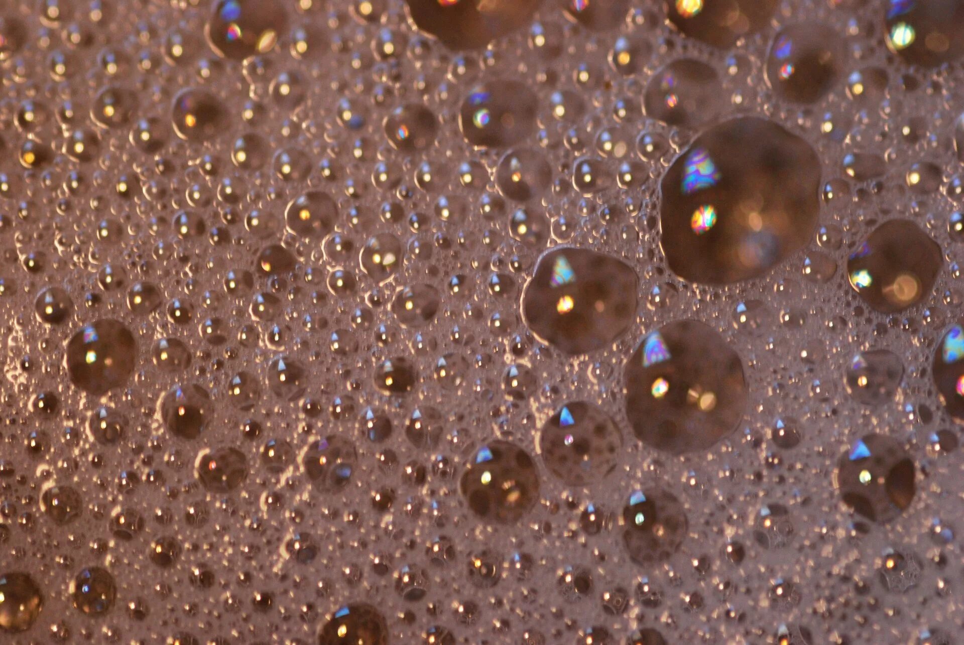 Почему в воде пузырьки воздуха. Пузырьки в воде. Пузырьки текстура. Блестящая поверхность. Мыльные пузыри.