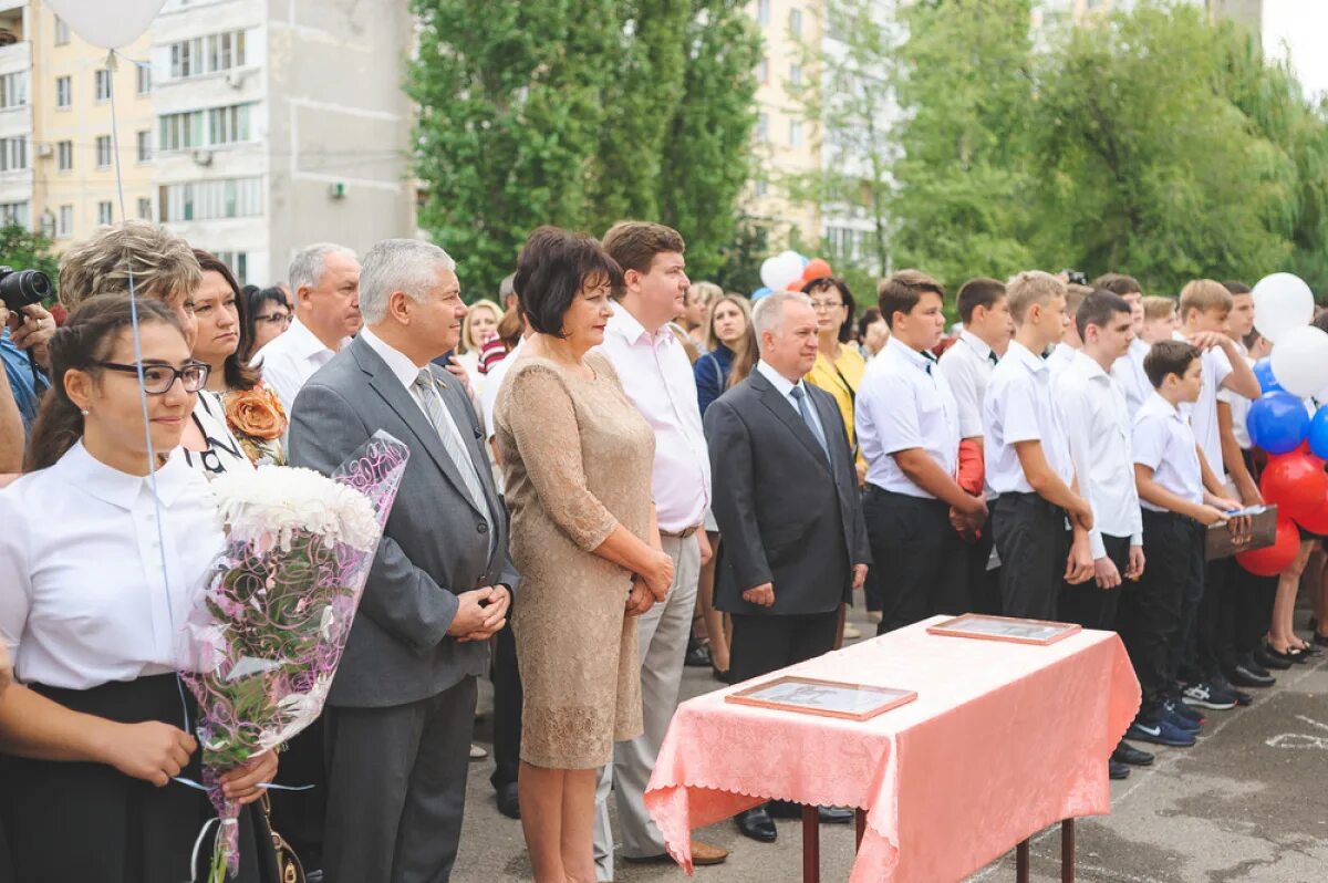 15 школа волгодонск. Школа 1 Волгодонск. Школа 18 Волгодонск. Школа 24 Волгодонск.