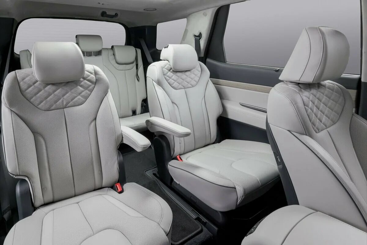 Hyundai 3 ряда. Hyundai palisade 2022 салон. Hyundai palisade 2020 салон. Hyundai palisade 7 мест. Hyundai palisade cosmos 8 мест.