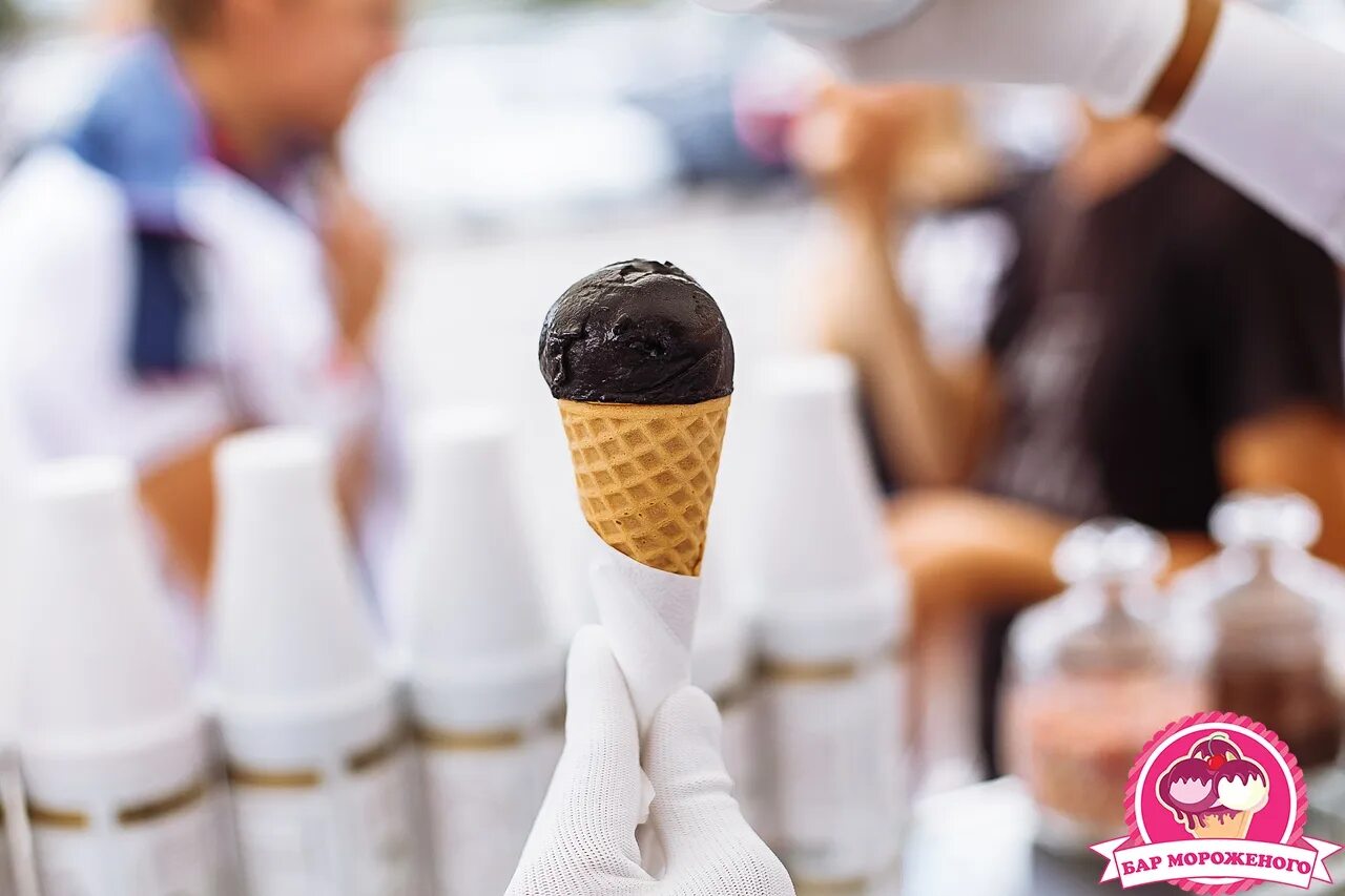 бар мороженого. кейтеринг мороженое. бар мороженого. десерт в пабе. мороженое бар.