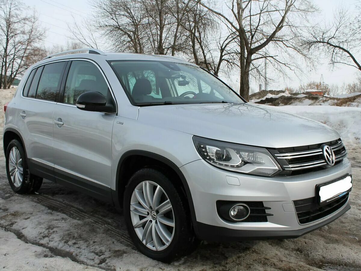 Купить тигуан с пробегом в татарстане фольксваген. Volkswagen Tiguan 2 (170 л.с.). Фольксваген Тигуан 2013. Фольксваген Тигуан 2013 серебристый. 2 Л 170 Тигуан.