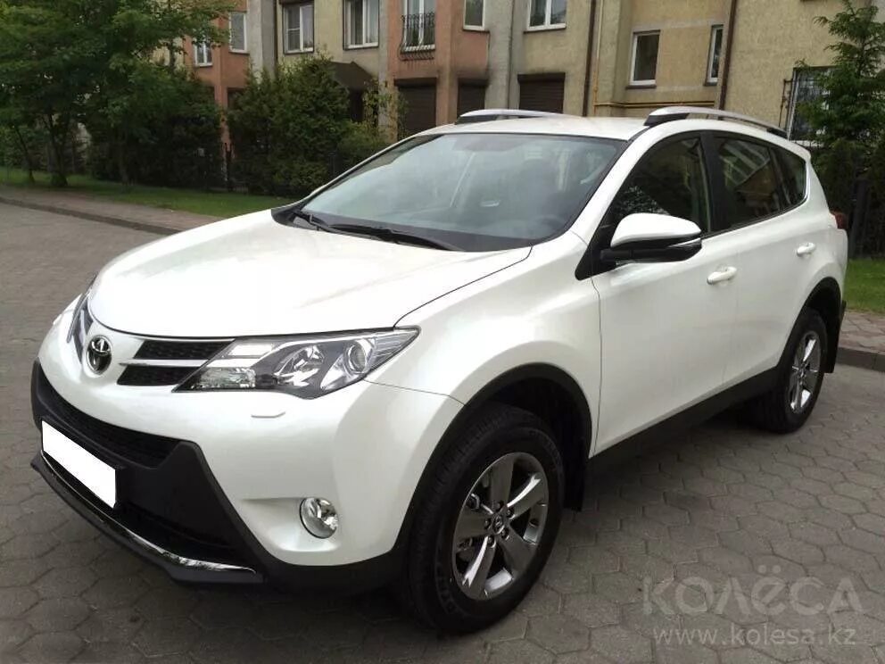 Купить рав 4 ярославль. Toyota rav4 2014. Тойота рав 4 белая. Toyota rav4 2014 белая. Тойота рав 4 2014 белая.