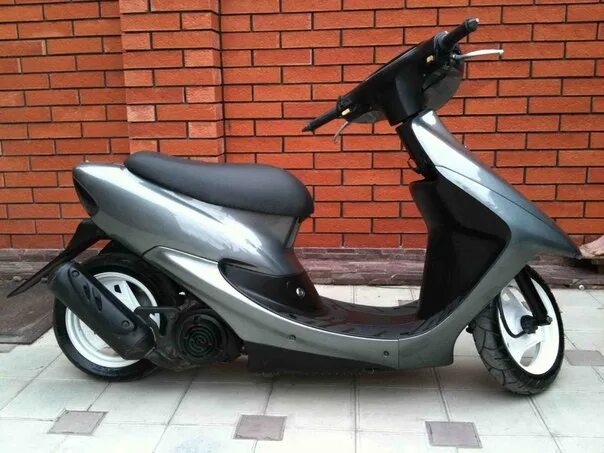 Honda dio занижение. Тюнинг хонда 34. Honda dio 35 zx tuned. Honda dio 27 stunt. Dio 35 zx тюнинг.