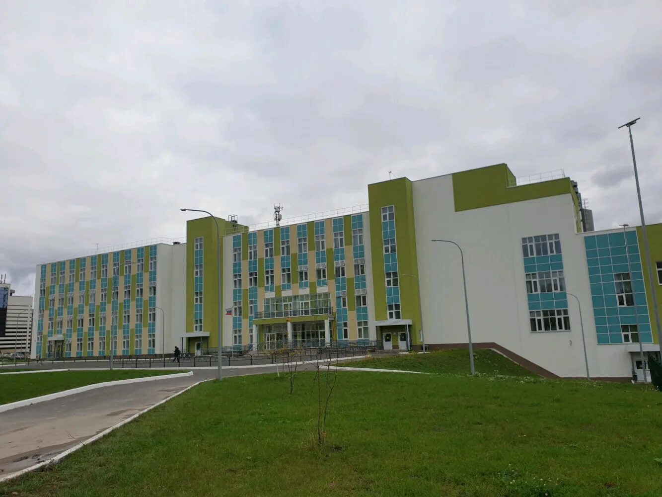 пермь. средняя общеобразовательная школа 42 пермь улица нестерова 18 корп 2. школа 42 старший корпус, пермь. маоу сош 2 пермь. школа 134 омск.