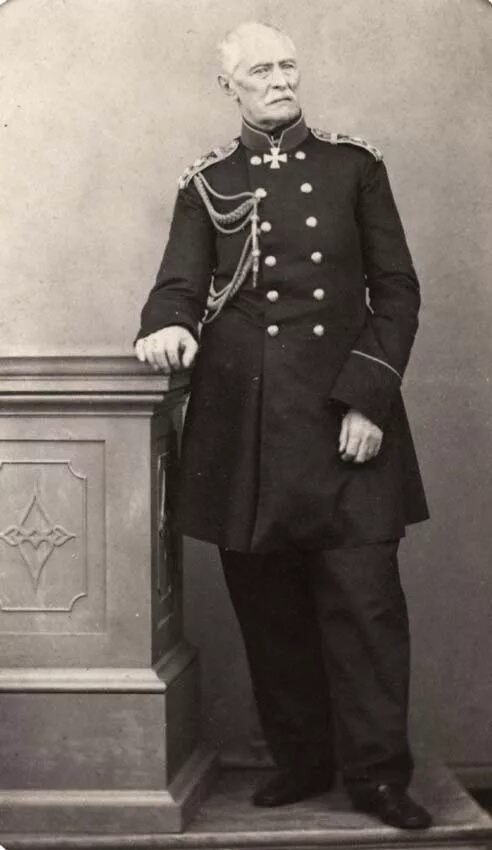 Первый светлейший князь. Меншиков 1854. Меньшиков Адмирал.
