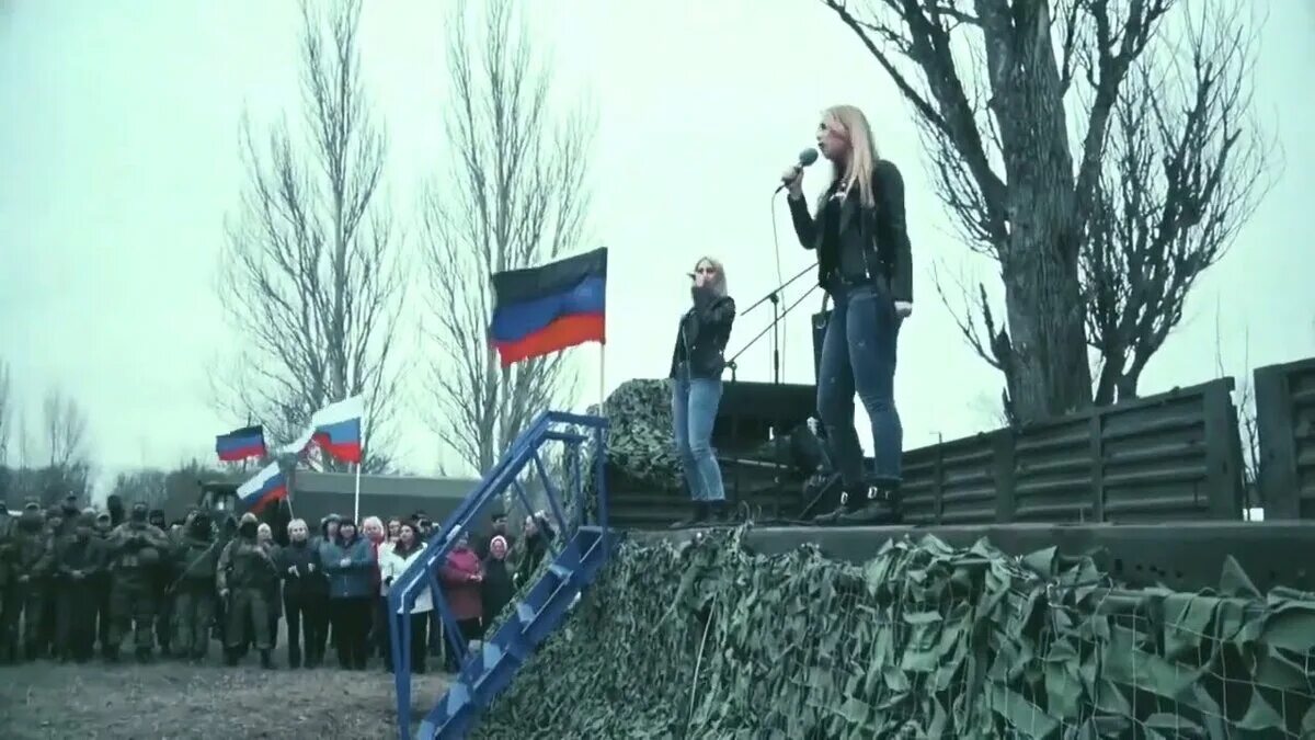 Полнеба с нами донбасс. Донбасс за нами м лисовина н качура. Новороссия картины. Защитники донбасса. Работа спецназа.