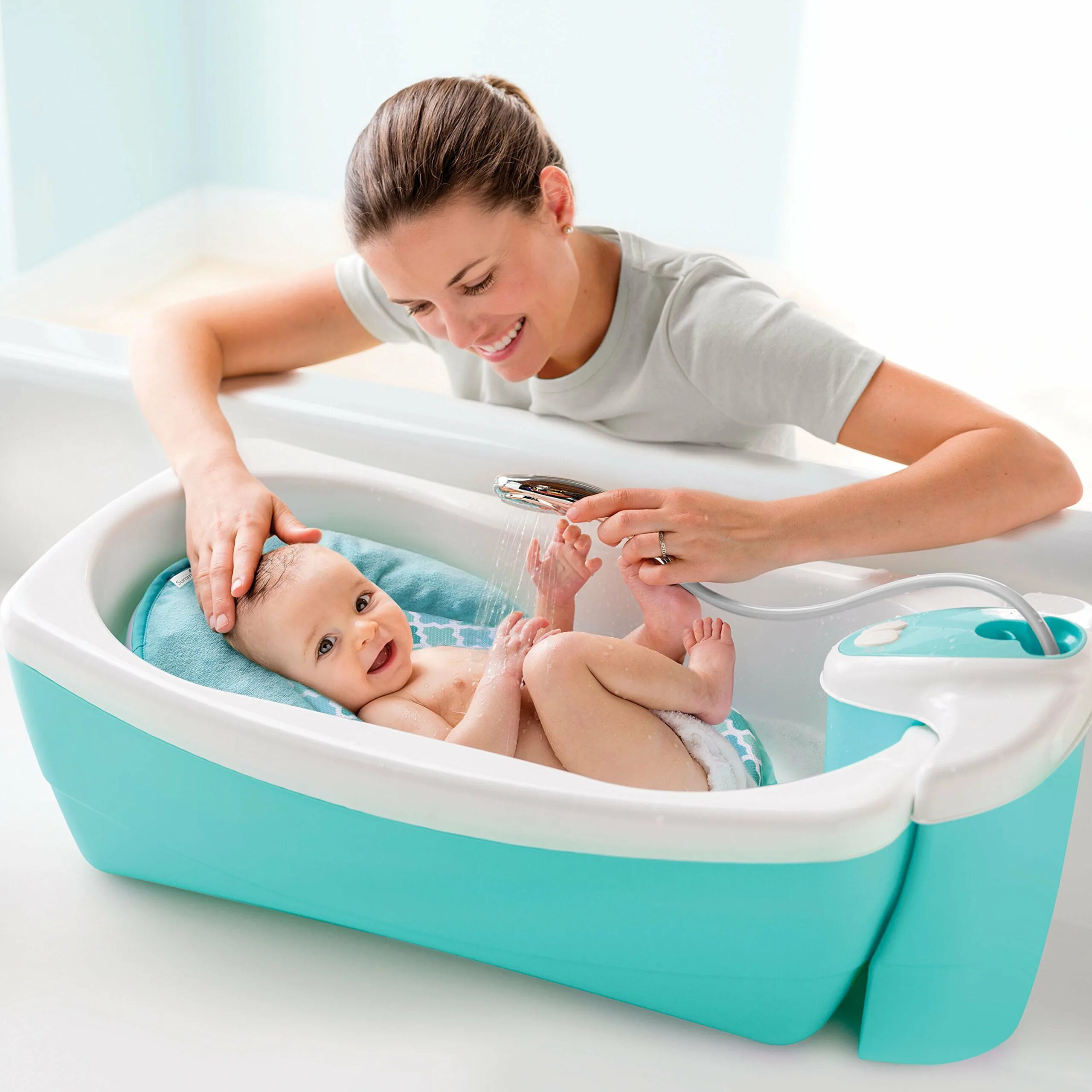 Ванночка Summer Infant Foldaway. Ванночка Summer Infant. Ванная для малыша. Ванночка для купания новорожденных.