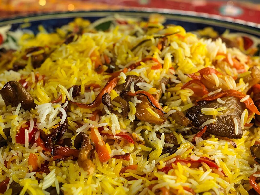 плов из куриных желудков в мультиварке. сталик ханкишиев плов узбекский в казане. плов со сталиком ханкишиевым. сталик ханкишиев плов узбекский. плов от сталика ханкишиева.