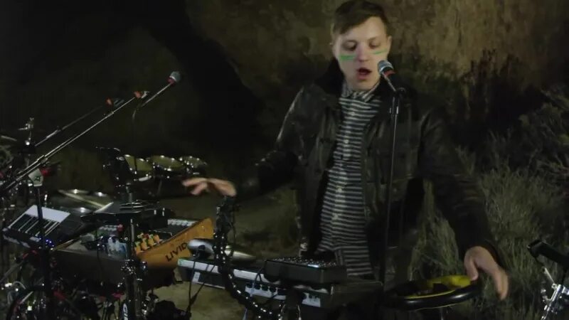 Robert delong don t wait. Robert delong don&#039;t wait up. robert delong - don&#039;t wait up альбом. &quot;david delong david delong&quot;+&quot;castle rock&quot;. &quot;david delong david delong&quot;+&quot;thomson safaris&quot;.