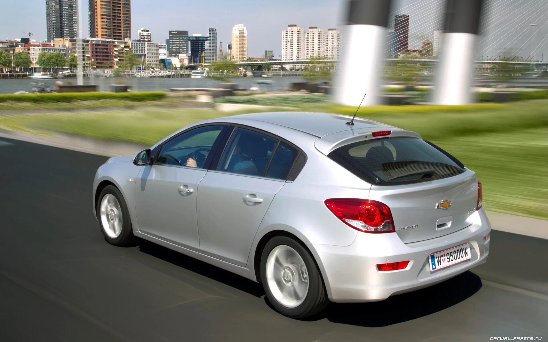 Машина шевроле хэтчбек. Chevrolet Cruze Hatchback 2012. Chevrolet Cruze 2014 хэтчбек. Шевроле Круз 2011 хэтчбек. Шевроле Круз 2015 хэтчбек.