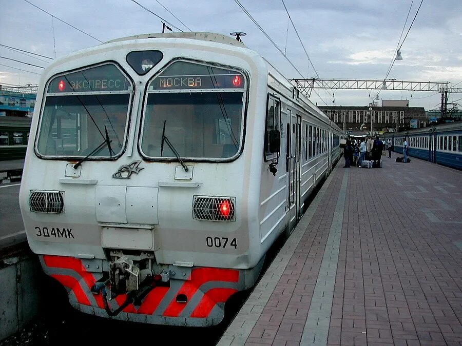 Эд4мк 0074. Электропоезд эд4мк. Эд4м Домодедово. Эд4м Аэроэкспресс. Электропоезда домодедово