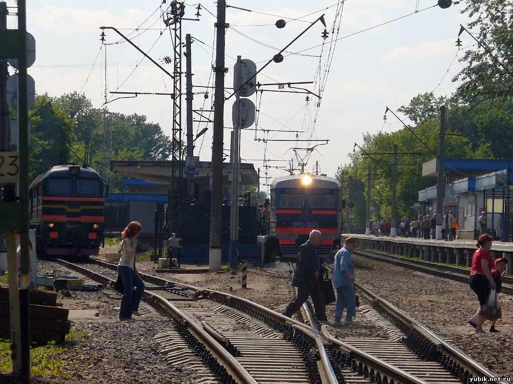 Платформа подлипки дачные. Подлипки королёв. Подлипки дачные 2021. Подлипки 2003. Жд станция монино.