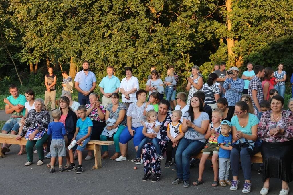 Оренбургской области в первомайске на неделю. Тамбовская область село Змеевка. Змеевка Первомайский район. Село Змеевка Пермский край. Тамбовская область Первомайский район деревня Змеевка.