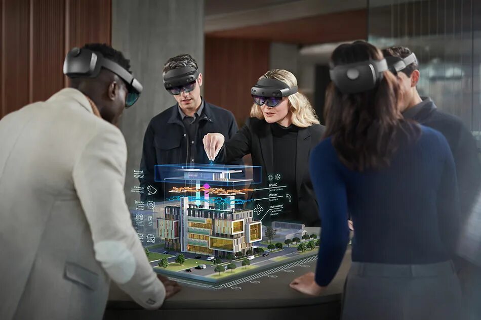 Microsoft launches HoloLens 2 in the UAE, empowering organizations with the inno