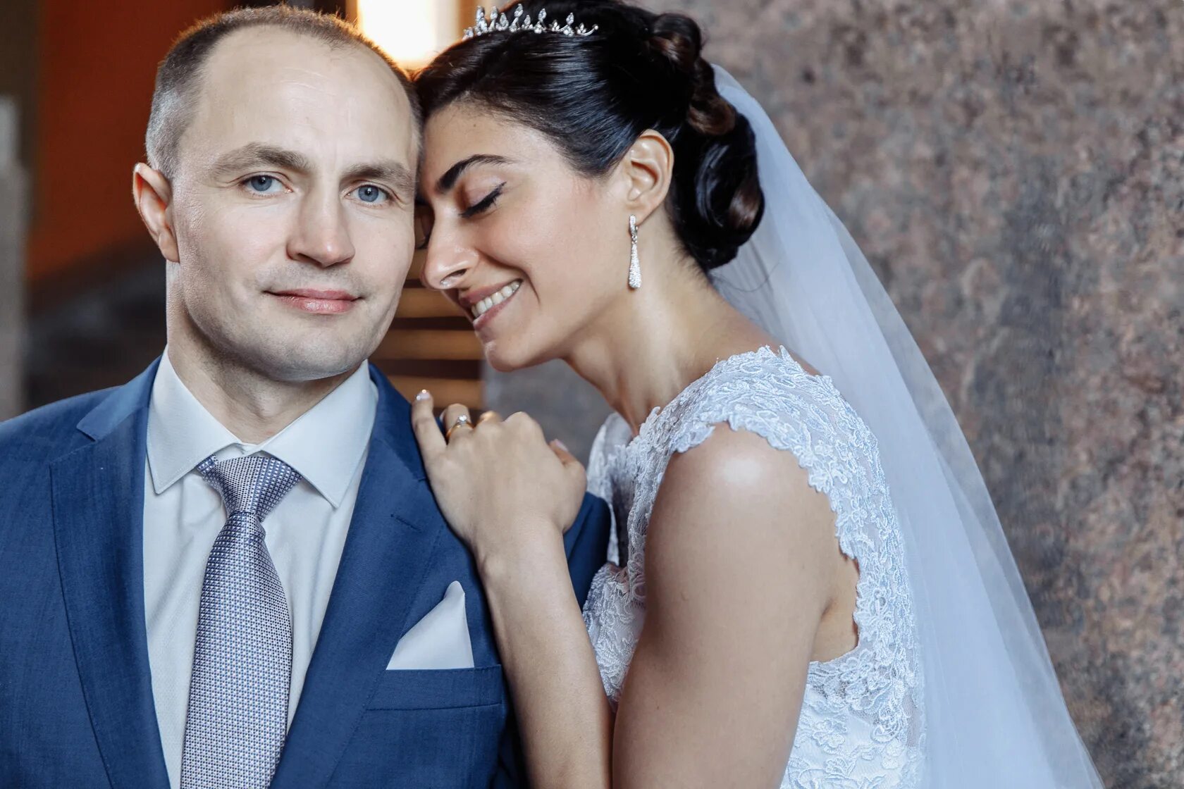 Бывший молодой человек женился