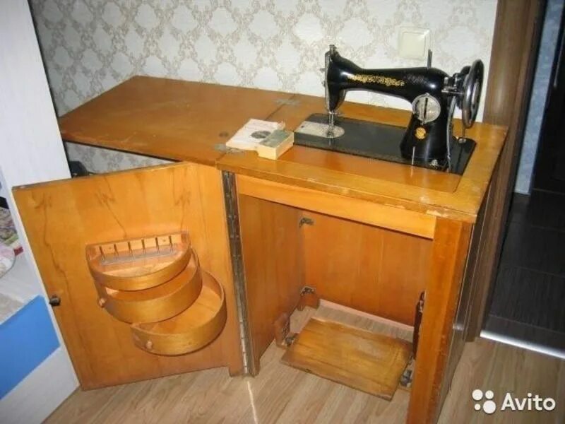 зингер 160 черная швейная машинка. швейная машинка butterfly jg6001. швейная машинка старая ножная. подольска швейная машина с3106463. подольская швейная машинка с ножным приводом.