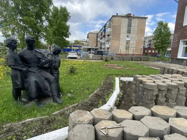 Указатели ленинск кузнецкий. Ленинск кузнецк. Ленинокузнецк кемеровская. Центр ленинск кузнецкий. Рабочий ленинск кузнецкий.