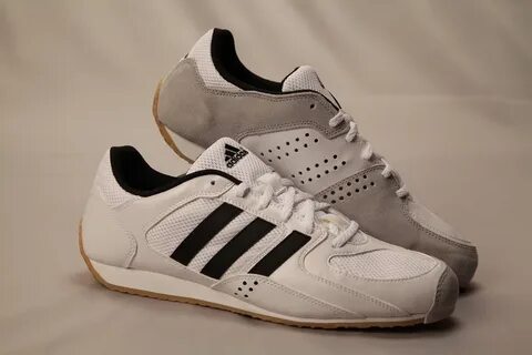 Adidas de